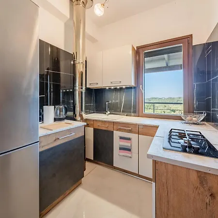 Melissa 1 * Halikúnasz